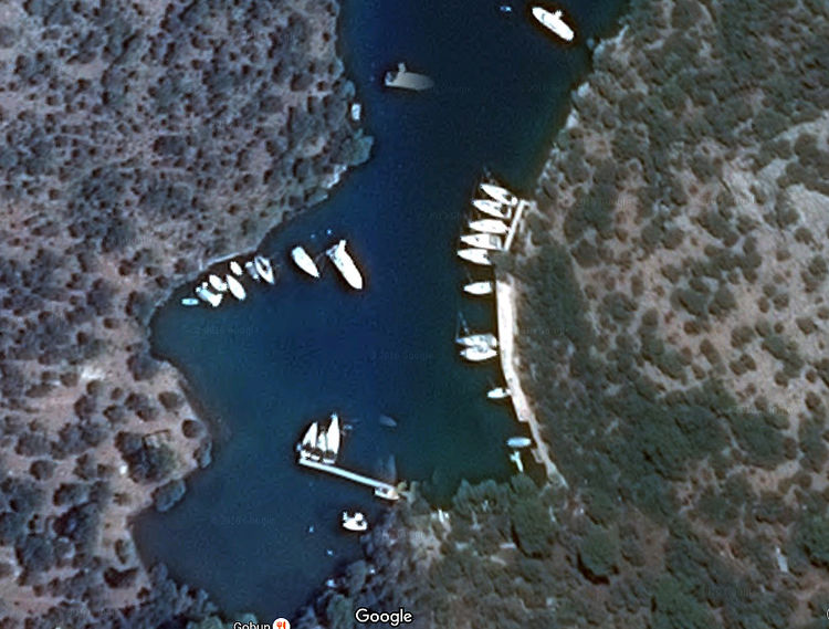 Яхты в Капи Крик на фото из космоса