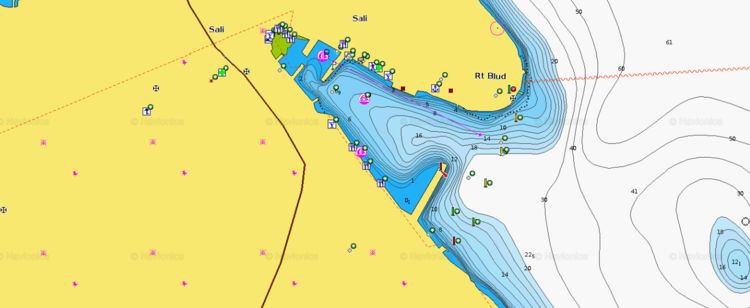 Открыть карту Navionics стоянок яхт в Сали