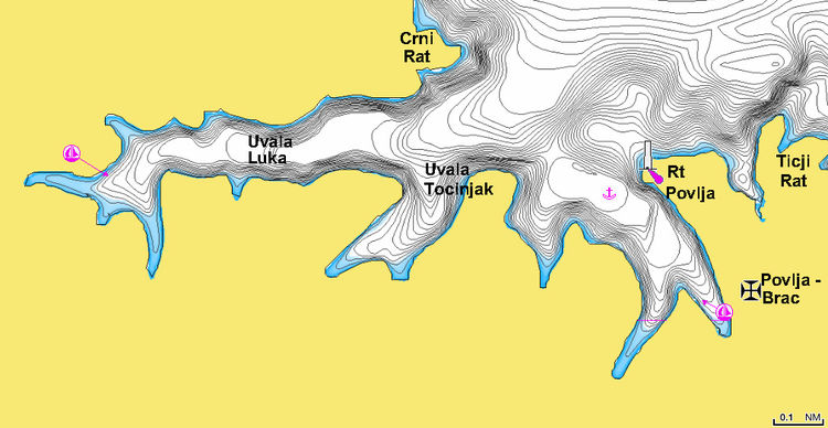 Открыть карту Navionics яхтенных стоянок в бухте Повлия. Остров Брач. Хорватия.