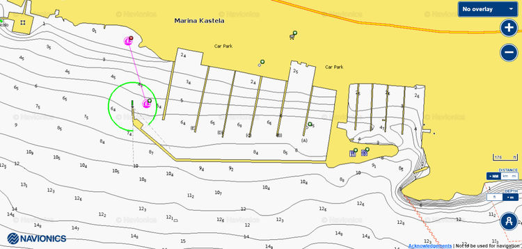 Открыть карту Navionics стоянок яхт   в  марине Каштела. Хорватия