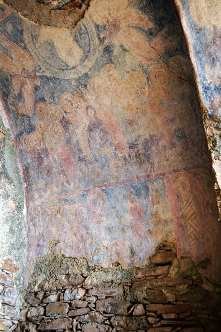 Фрески в Старой Крепости на острое Китнос в Лаутре.