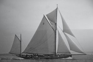 Coral of Cowes racing in 1902. Historically Coral was originally a Yawl!