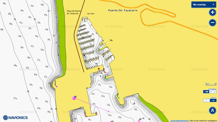 Открыть карту Navionics стоянки яхт в марине Тасакорте на острове Пальма.