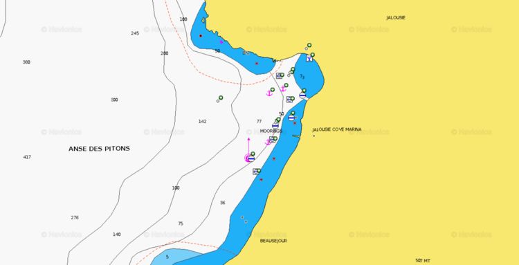 Открыть карту Навионикс стоянко яхт в бухте Питон