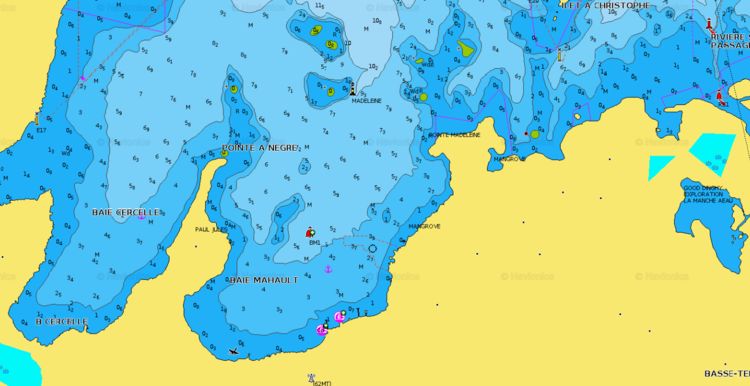 Откыть карту Navionics якорной стоянки яхт в бухте Мау