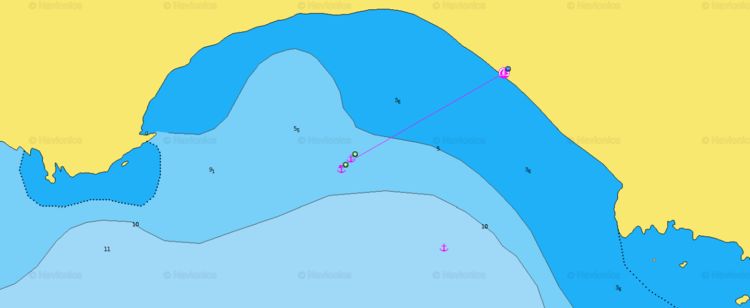 Открыть карту Navionics якорной стоянки яхт у Черного Пляжа. Санторин. Киклады. Греция