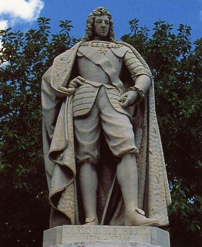 Памятник Карлу III Бурбону