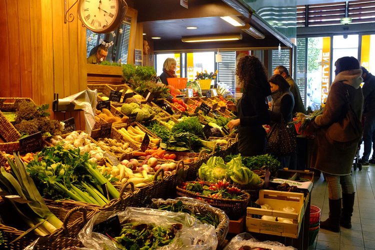 Продовольственный рынок Castellane. | Фото: Clopin clopant / Flickr.