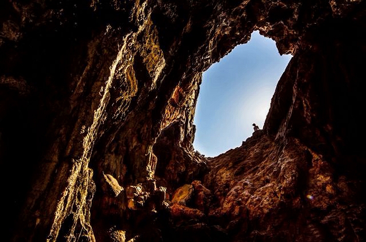 Пещера Дракос