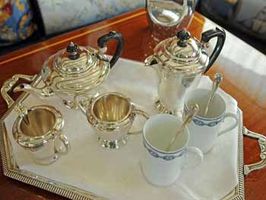 Silver tea and caf&eacute; plate