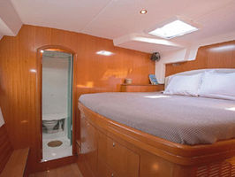FWD Guest Cabin
