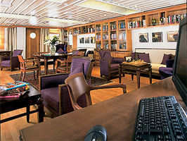 The SeaDream library features over 1,200 new publications as well as computer stations for those who feel compelled to stay connected with friends and relatives via the internet. Notice the unique art as well as the most comfortable decor in this very special area on deck 4 aft!
